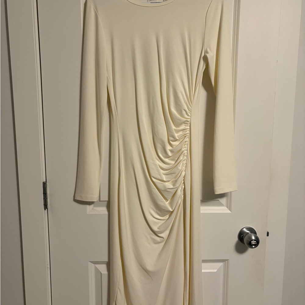 Elegant Cream Long Sleeve Dress
